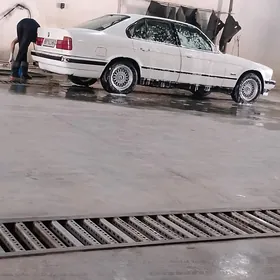 BMW 525 1993