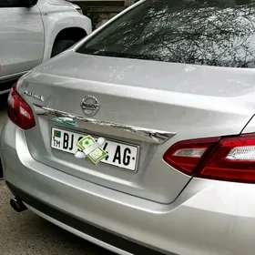 Nissan Altima 2017
