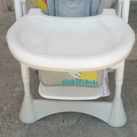 детский столик
