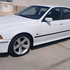 BMW E39 1998