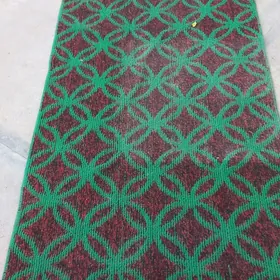 Halı ulanylan