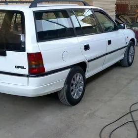 Opel Astra 1996