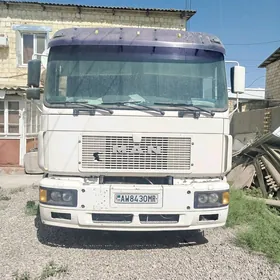 Man F90 1996