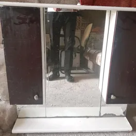 MEBÌL ỲÚZ GÔRÍLŸÁN AŸNA