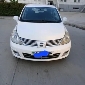 Nissan Versa 2010