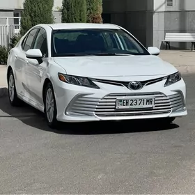 Toyota Camry 2020