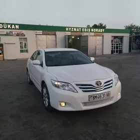 Toyota Camry 2010