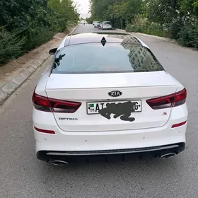 Kia Optima 2018