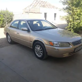 Toyota Camry 1998