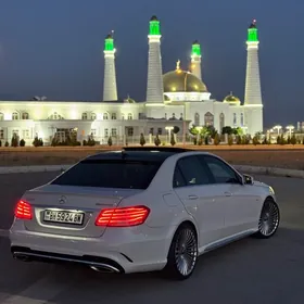 Mercedes-Benz E300 2010