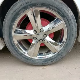 Corolla hrom diska