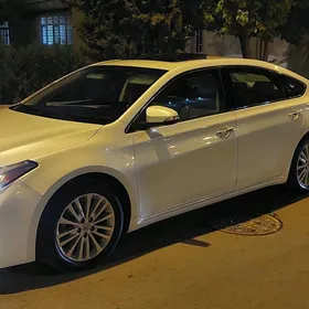Toyota Avalon 2013