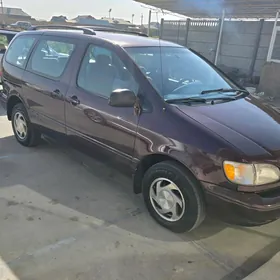 Toyota Sienna 2000
