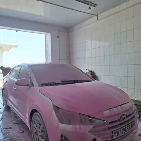 Hyundai Elantra 2020