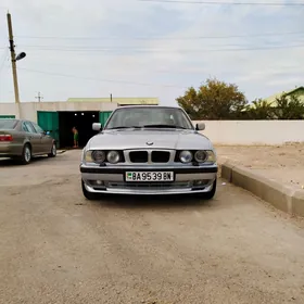BMW 525 1990
