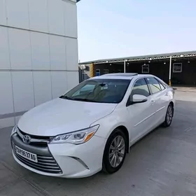 Toyota Camry 2016