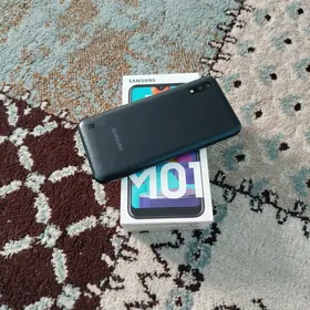 Samsung M01