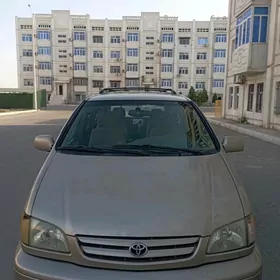 Toyota Sienna 2002