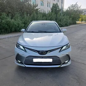 Toyota Camry 2023