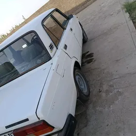 Lada 2107 2000