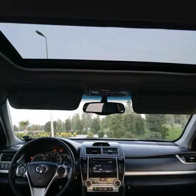 Toyota Camry 2012