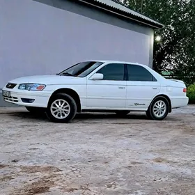Toyota Camry 2000