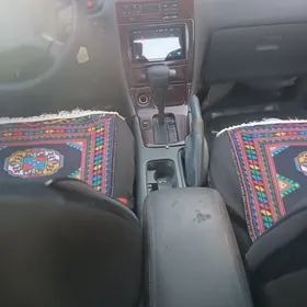 Nissan Maxima 1999