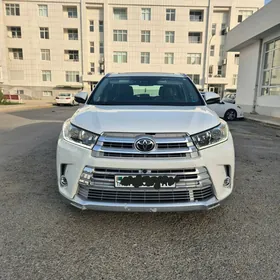 Toyota Highlander 2019