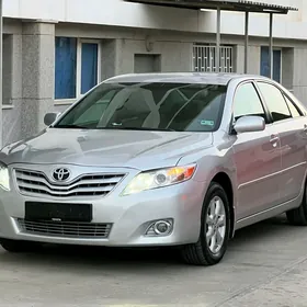 Toyota Camry 2010