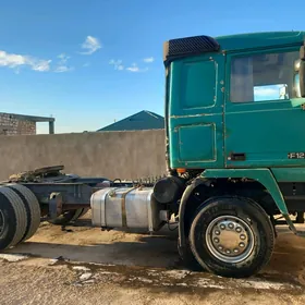 Volvo FH12 1990