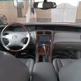 Toyota Avalon 2003