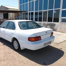 Toyota Camry 1992