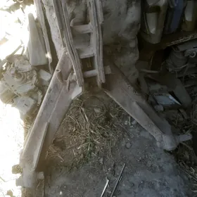 MTZ ALTAY UÇ BURÇ три угольник