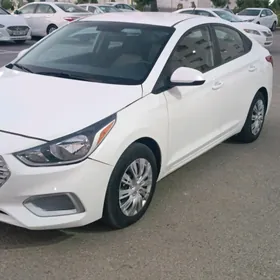 Hyundai Accent 2022