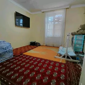 6 mkr 2 komnat Razdelny