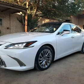Lexus ES 350 2020