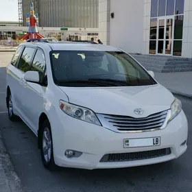Toyota Sienna 2015