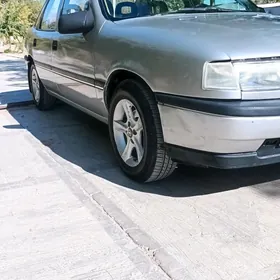 Opel Vectra 1989