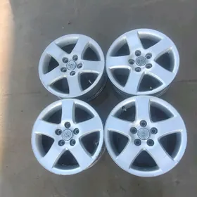 Diska 16 radnoÿ toyota