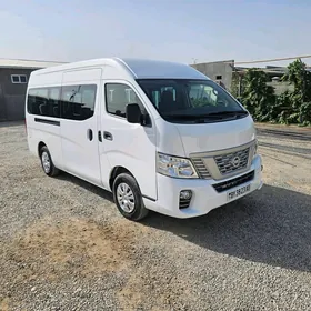 Nissan Urvan 2021