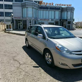 Toyota Sienna 2009