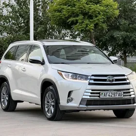 Toyota Highlander 2018