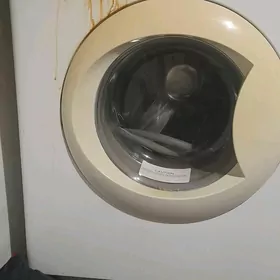 писал автомат.