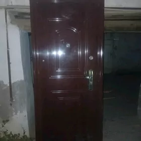 demir daşky gapy