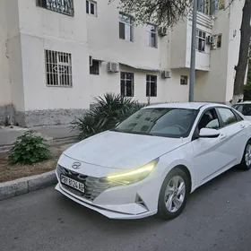 Hyundai Elantra 2020