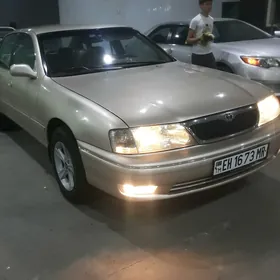 Toyota Avalon 1999