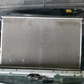 02 sienna suw radiator