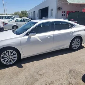 Lexus ES 350 2020