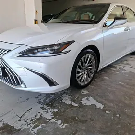 Lexus ES 350 2023