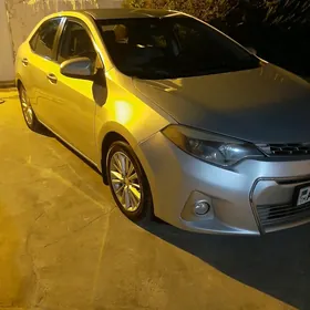 Toyota Corolla 2015